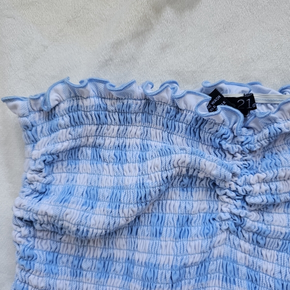 Gingham Ruched Tube Top . Large - Picture 4 of 8